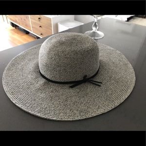 Goorin Brothers South West Floppy Hat - Women's